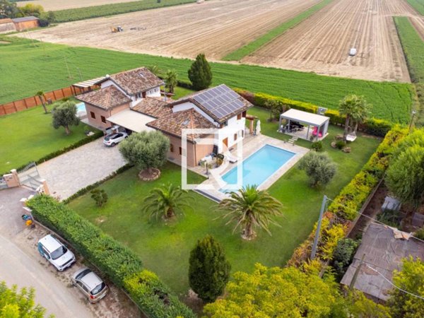 casa indipendente in vendita a Russi