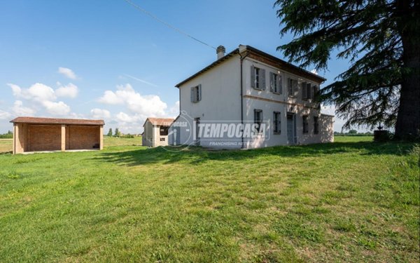 appartamento in vendita a Russi