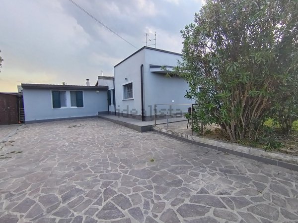 casa indipendente in vendita a Russi