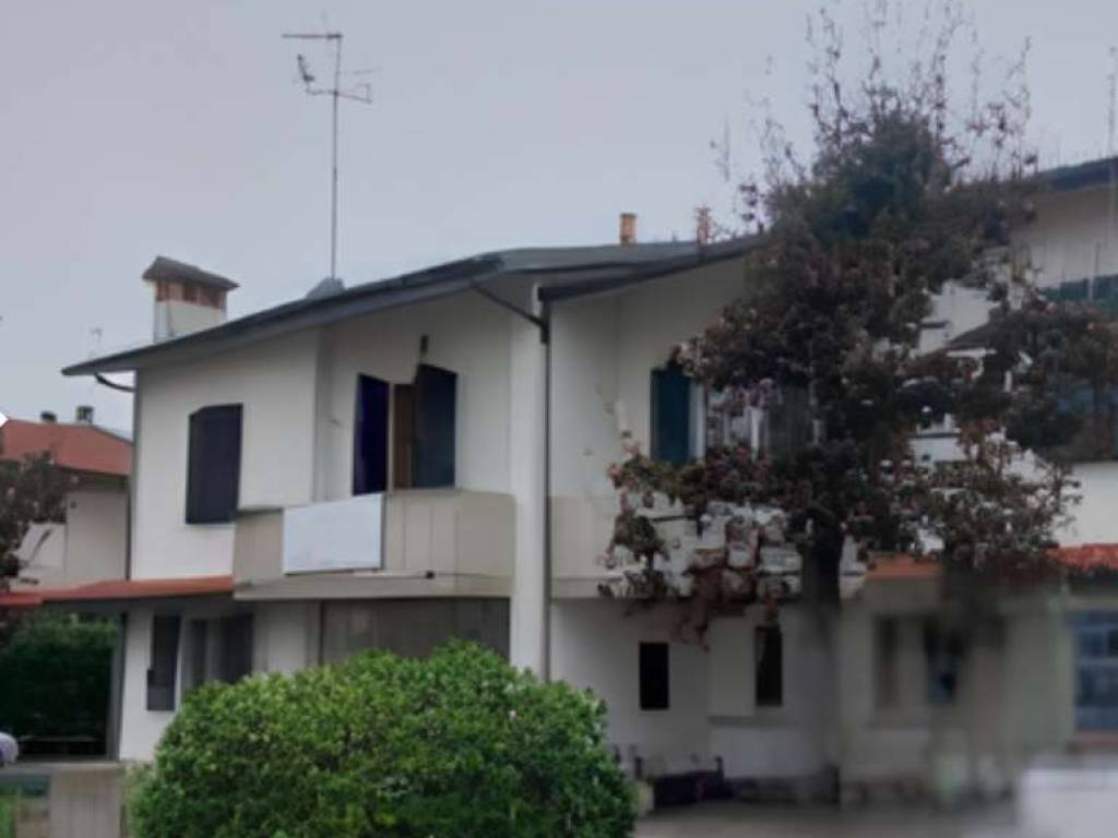 casa indipendente in vendita a Russi