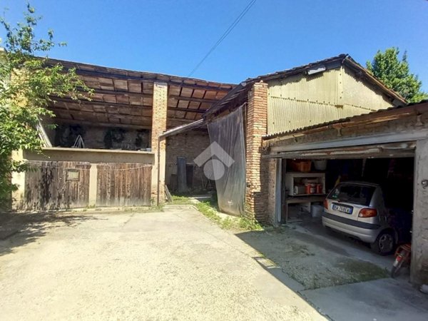casa semindipendente in vendita a Russi