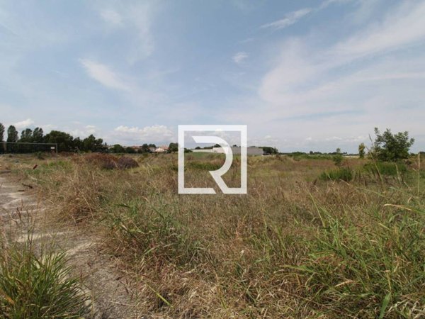 terreno edificabile in vendita a Russi
