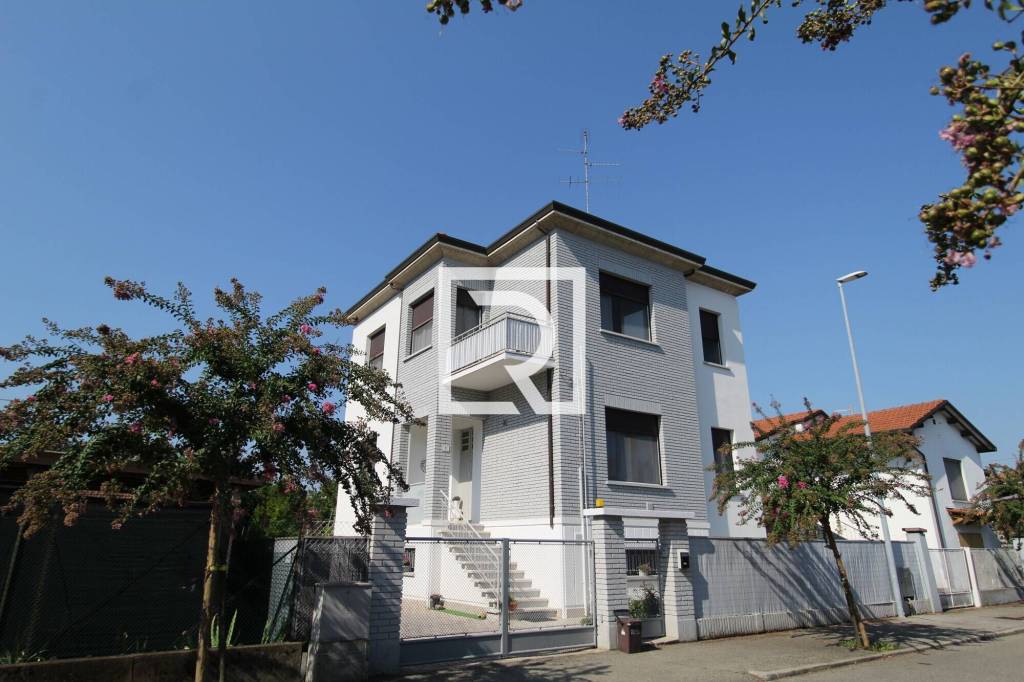 casa indipendente in vendita a Russi