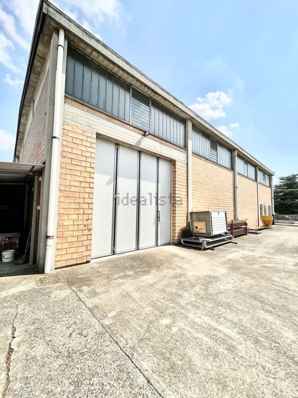 ufficio in vendita a Russi