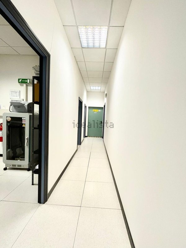 ufficio in vendita a Russi