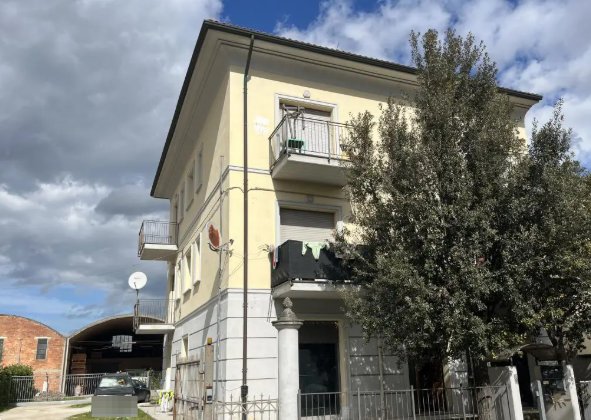 appartamento in vendita a Russi