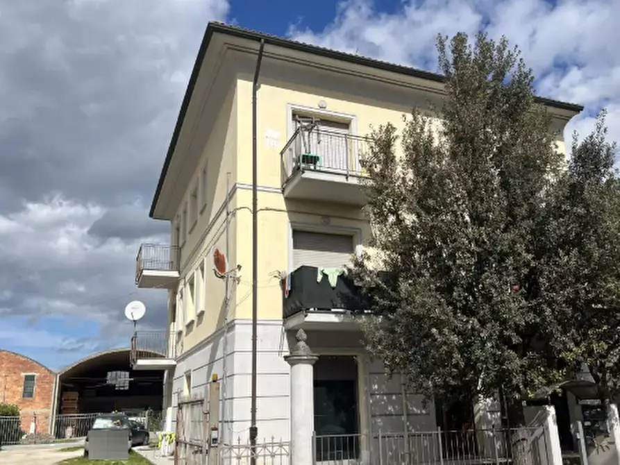 ufficio in vendita a Russi