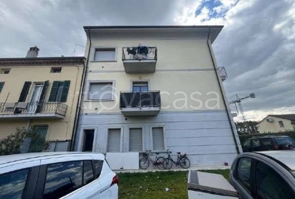 ufficio in vendita a Russi