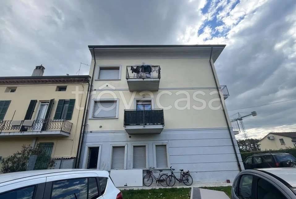 negozio in vendita a Russi