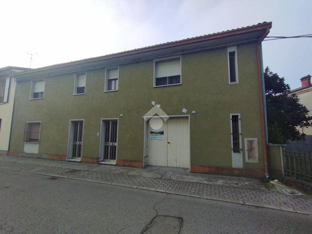 appartamento in vendita a Russi