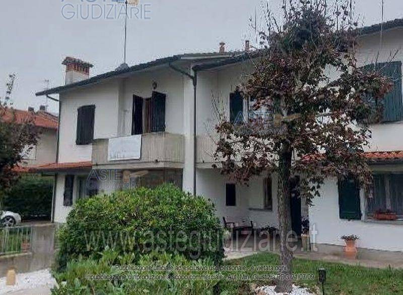 appartamento in vendita a Russi