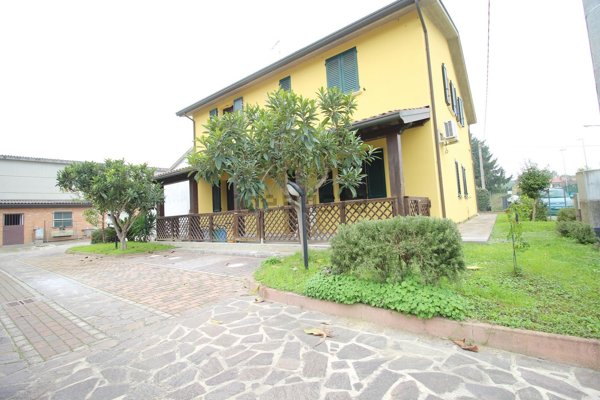 casa indipendente in vendita a Russi