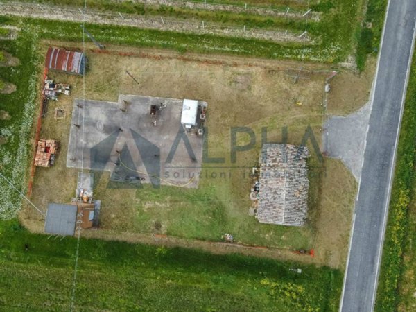 casa semindipendente in vendita a Russi