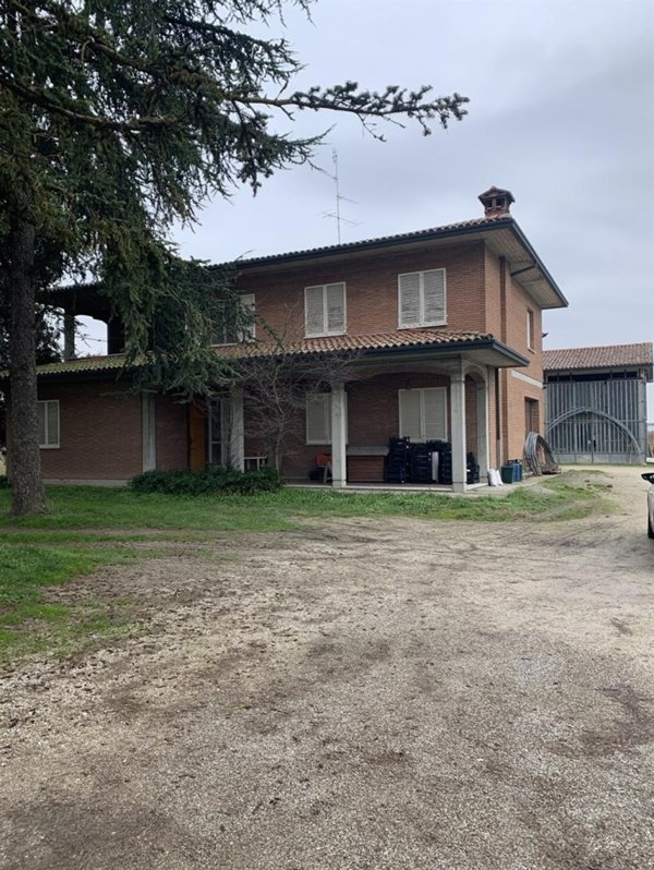 casa indipendente in vendita a Russi