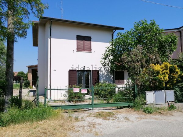 casa indipendente in vendita a Russi