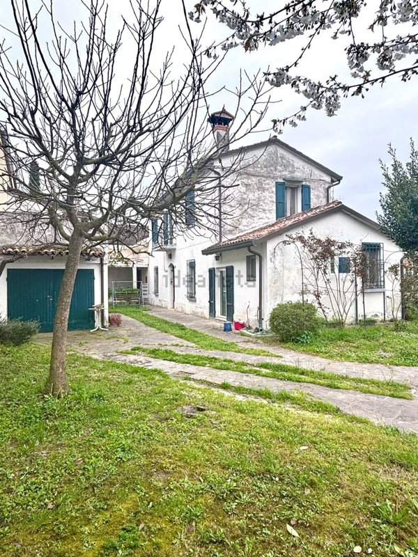 casa indipendente in vendita a Russi