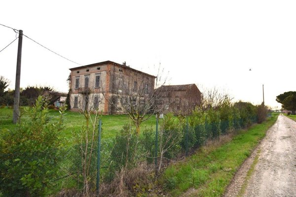 casa indipendente in vendita a Russi