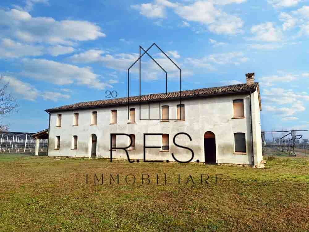 casa indipendente in vendita a Russi