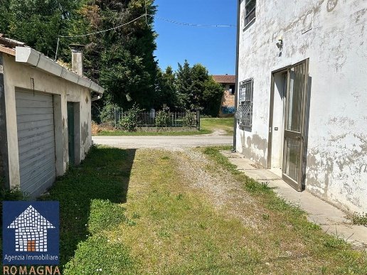 casa indipendente in vendita a Russi