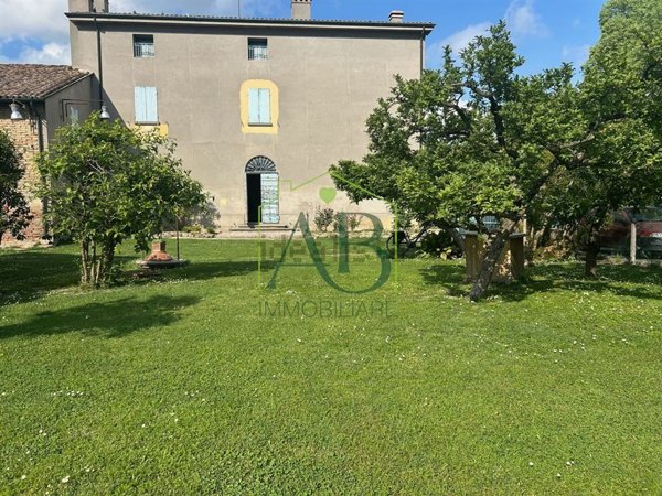 casa indipendente in vendita a Russi