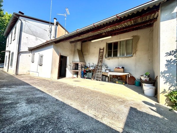 casa indipendente in vendita a Russi