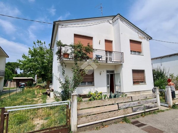 casa indipendente in vendita a Russi