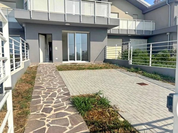 casa indipendente in vendita a Russi