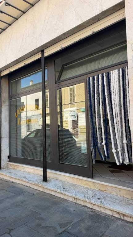 ufficio in vendita a Russi