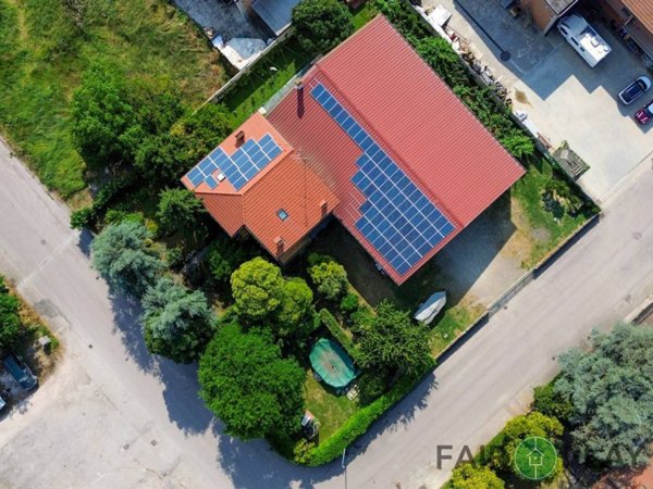 casa indipendente in vendita a Russi