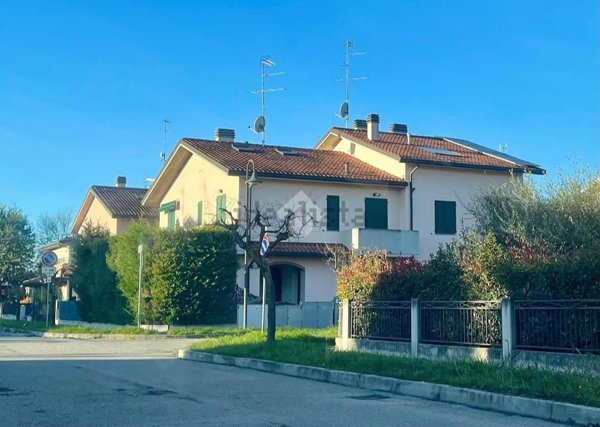 casa indipendente in vendita a Sant'Agata sul Santerno