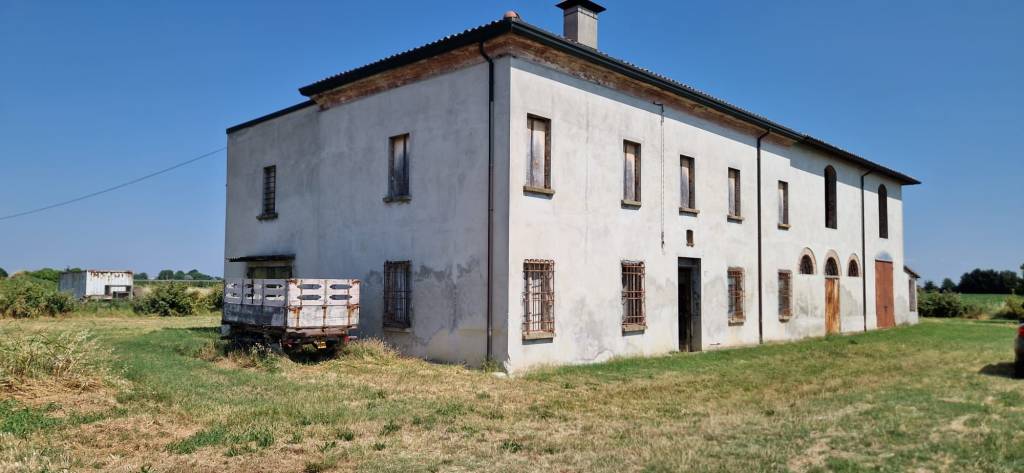 casa indipendente in vendita a Sant'Agata sul Santerno