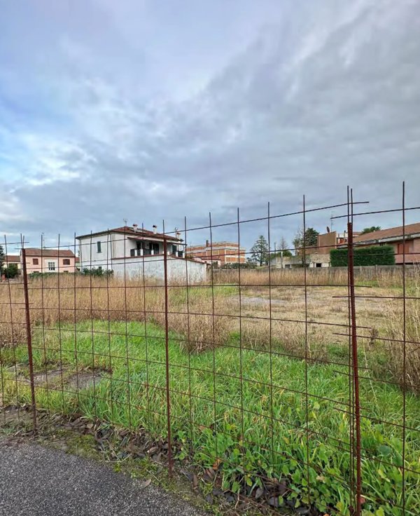 terreno edificabile in vendita a Sant'Agata sul Santerno