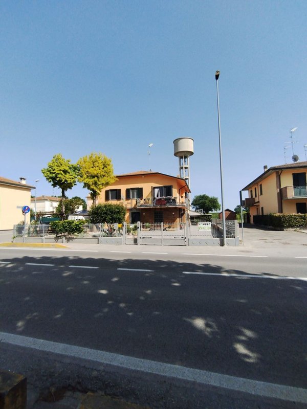 casa indipendente in vendita a Sant'Agata sul Santerno