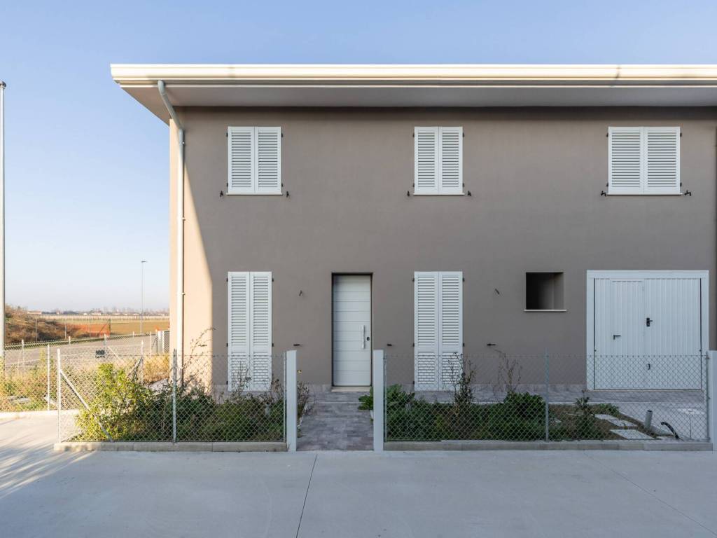 casa indipendente in vendita a Sant'Agata sul Santerno