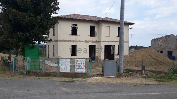 casa indipendente in vendita a Solarolo