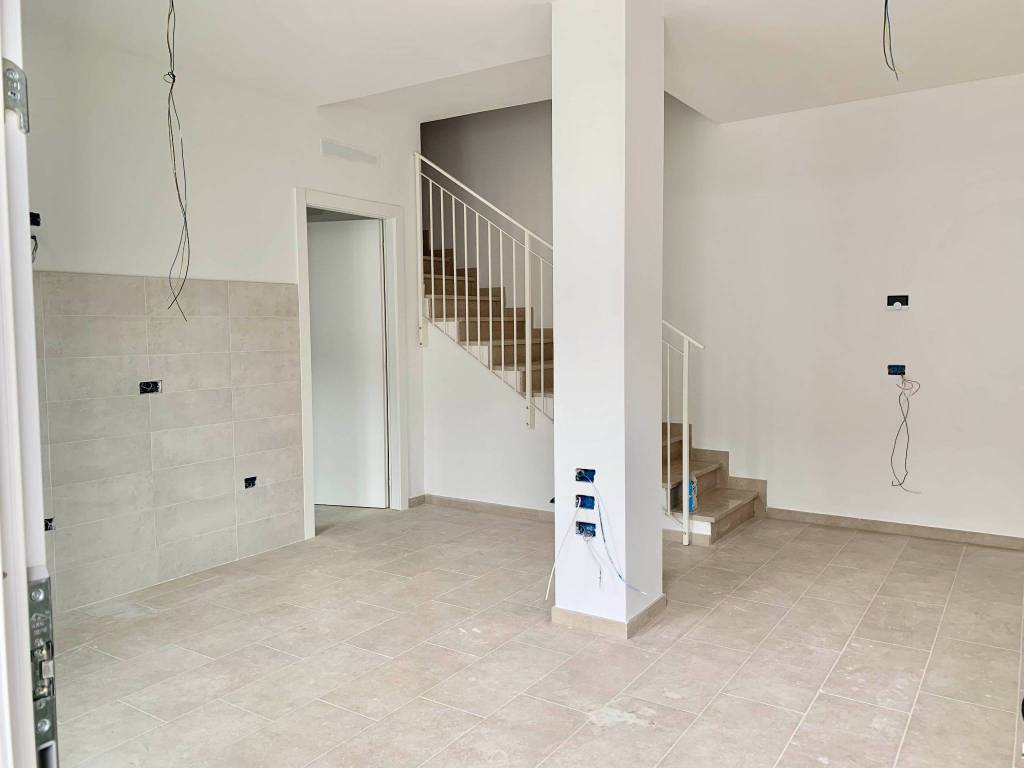 casa indipendente in vendita a Solarolo