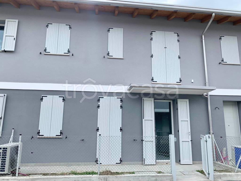 casa indipendente in vendita a Solarolo