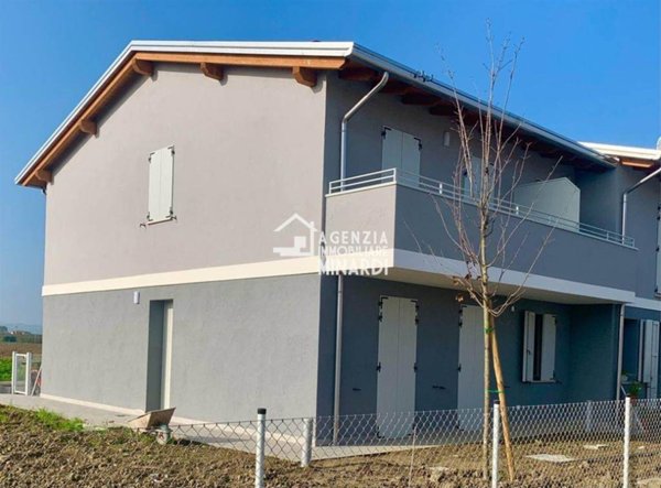 casa indipendente in vendita a Solarolo