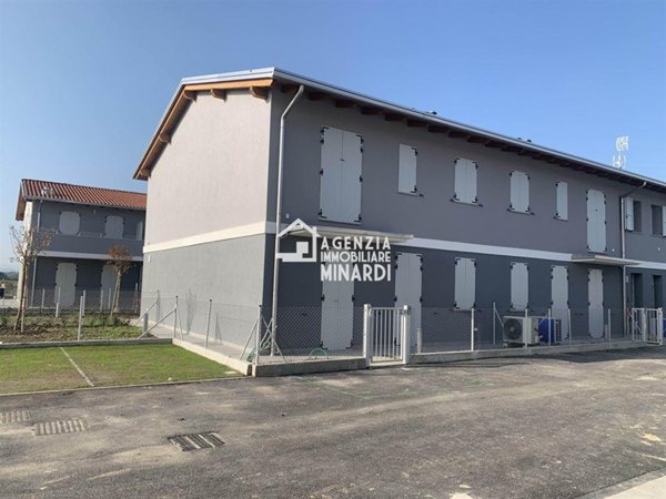 casa indipendente in vendita a Solarolo