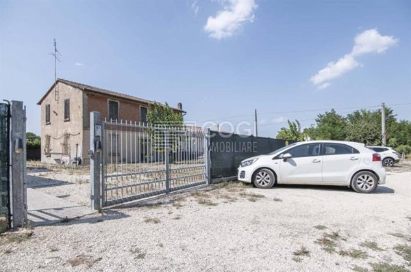 casa indipendente in vendita a Solarolo