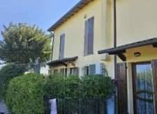 casa indipendente in vendita a Solarolo