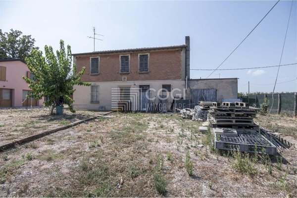 casa indipendente in vendita a Solarolo