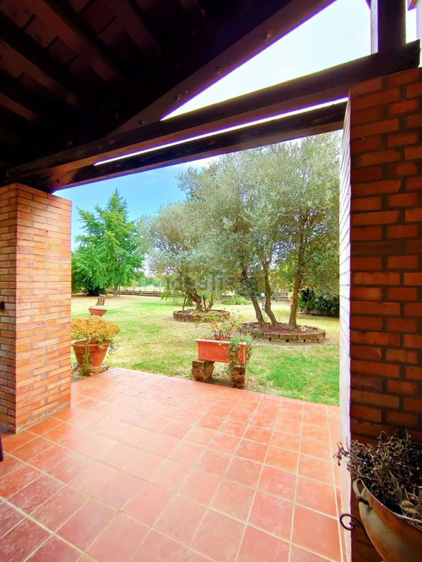 casa indipendente in vendita a Solarolo