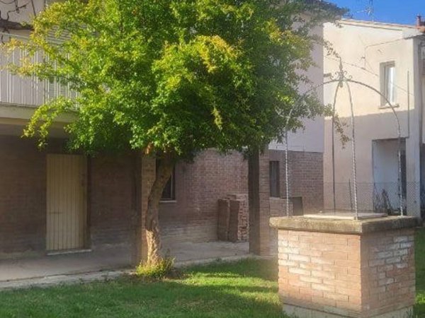 casa indipendente in vendita a Solarolo