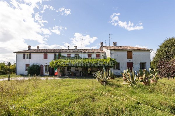 casa indipendente in vendita a Solarolo