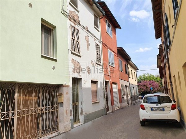 casa indipendente in vendita a Solarolo