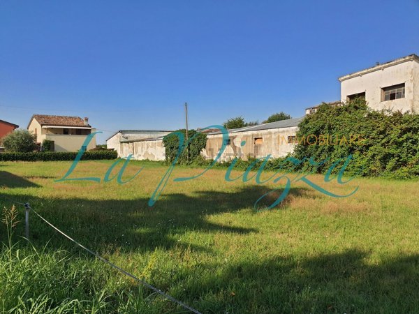 terreno edificabile in vendita a Solarolo