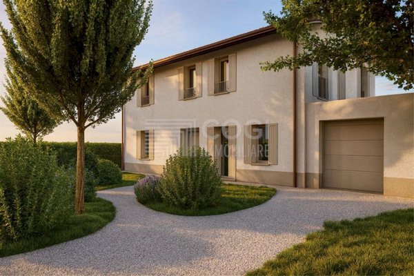 casa indipendente in vendita a Solarolo