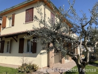 casa indipendente in vendita a Solarolo