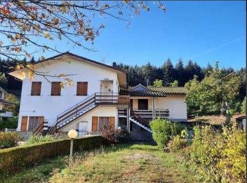 casa indipendente in vendita a Bagno di Romagna in zona Valgianna